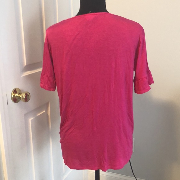Magenta Lace V-neck Tee - Picture 2 of 2